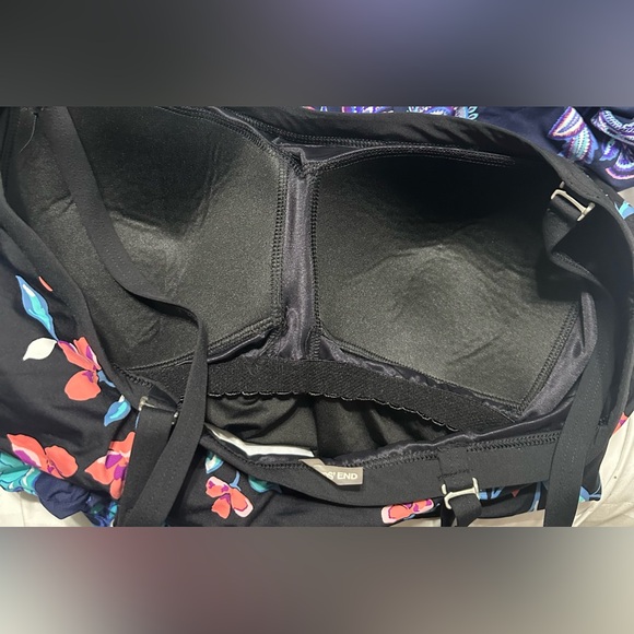 Floral Black Swimsuit - Picture 6 of 6